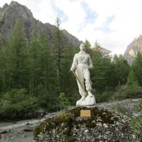 Памятник Галине Афанасьевой  и всем в горах погибшим альпинистам :: Galaelina ***