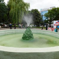 Старый фонтан :: Юрий Шевляков