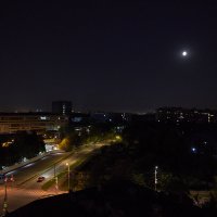 Москва. Полночная луна над городом :: Минихан Сафин