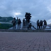 Памятник строителям СШГЭС :: Владимир Кириченко