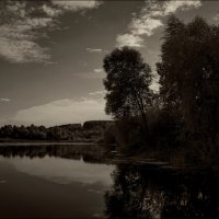 "Тишина у озера"© :: Владимир Макаров