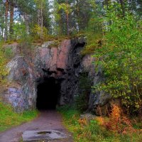 Огромная подземная казарма, вырубленная в скале. :: Татьяна Помогалова
