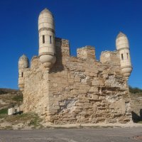 Бывшая турецкая крепость Ени-Кале :: Виктор Мухин