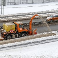 Грязь с дорог на газон - это по-нашему :: Валерий Иванович