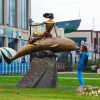 дельфин и русалки :: Павел Накоряков