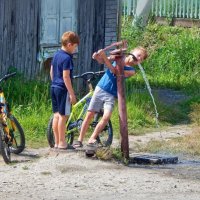 Дозаправка юных велосипедистов! :) :: Елена Хайдукова  ( Elena Fly )