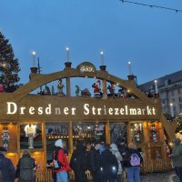 Рождественская ярмарка Striezelmarkt :: Светлана Баталий