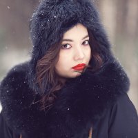 Зимний портрет. :: Алексей Хаустов