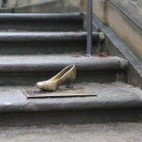 Потерянная туфелька Золушки(та самая лестница из кинофильма) :: Светлана Баталий