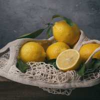 Натюрморт с лимонами :: Максим Вышарь