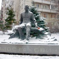 Памятник Шостаковичу :: Вера Щукина