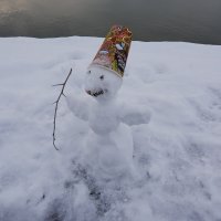 Малышок-снеговичок :: Рина Воржева