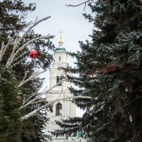 Новогодний Астраханский кремль :: Сергей Сабешкин