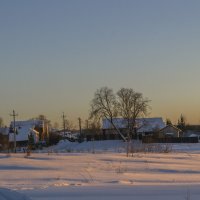 Зимний вечер в деревне :: Сергей Цветков