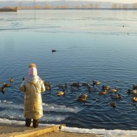 С папой на прогулке :: Raduzka (Надежда Веркина)