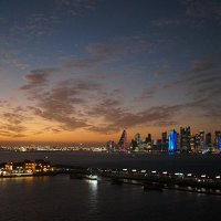 Доха. Вид на набережную с борта лайнера :: Gal` ka