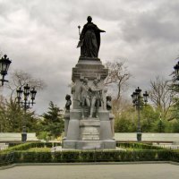 Памятник российской императрице Екатерине II :: Елена (ЛенаРа)