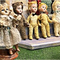 Куклы музея "Старинные игрушки" :: Валерия Комова