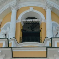 Трубящие антелы на колокольне перед Успенским собором :: Александр Буянов