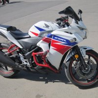 Мотоцикл Honda :: Дмитрий Никитин