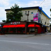 Избербаш. Кафе «Gusto». :: Пётр Чернега