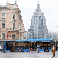 13 июня на Триумфальной площади :: Михаил Бибичков