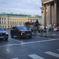 перед светофором равны все века и эпохи :: Елена Агеева