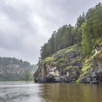 Юрюзань дождливым днём.... :: Наталья Меркулова