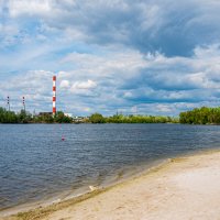 Городской Пляж :: Александр Леонов