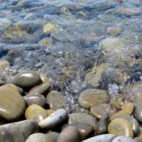 Вода в Широкой Балке у Новороссийска чистая и прозрачная :: Татьяна Смоляниченко