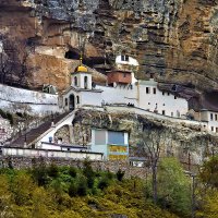 Бахчисарй, святоуспенский пещерный монастырь :: Борис 