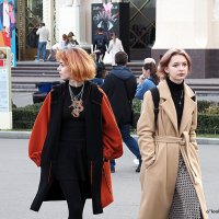 подружки или уличная мода :: Олег Лукьянов