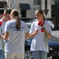 Дети пришли вспомнить детей Донбасса :: Татьяна Машошина