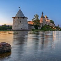 Псковский Кром (Псковский кремль) :: Виктор Желенговский