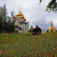 Август...На траве у Храма! :: Владимир 