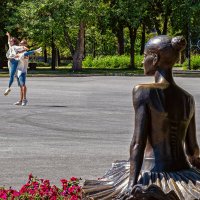 Пермь. Театральная площадь :: Сергей Шатохин 