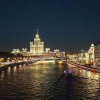 Вечерняя Москва :: <<< Наташа >>>