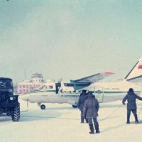 Зима 1982. Сасово . Запуск L410 от «розетки»— автомобиль электростанция :: Alexey YakovLev