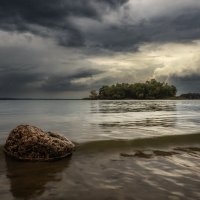 Пасмурным вечером :: Владимир 