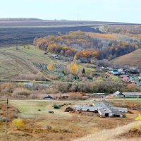 Осень на уральских холмах.. :: Андрей Заломленков