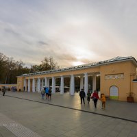 Вход в парк "Швейцария" в Нижнем Новгороде :: Александр Синдерёв