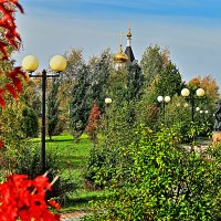 Октябрь в церковном парке! :: Владимир 