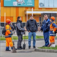 Производственное совещание :: Валерий Иванович