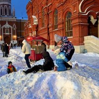 В восторге прыгают, кричат. :: Татьяна Помогалова