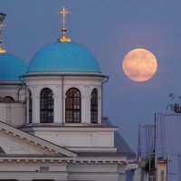 В полнолуние в Казани :: Сергей Беляев