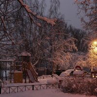 Двор зимой. :: Наталья Лунева 