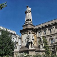 Памятник Леонардо да Винчи и его ученикам. :: Алла Шапошникова
