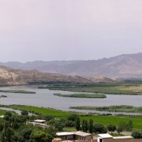 река Сыр-Дарья, Таджикистан :: Владимир 