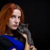 Девушка с кошкой :: Сергей Бутусов