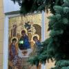 На стене Даниловского монастыря :: Любовь 
